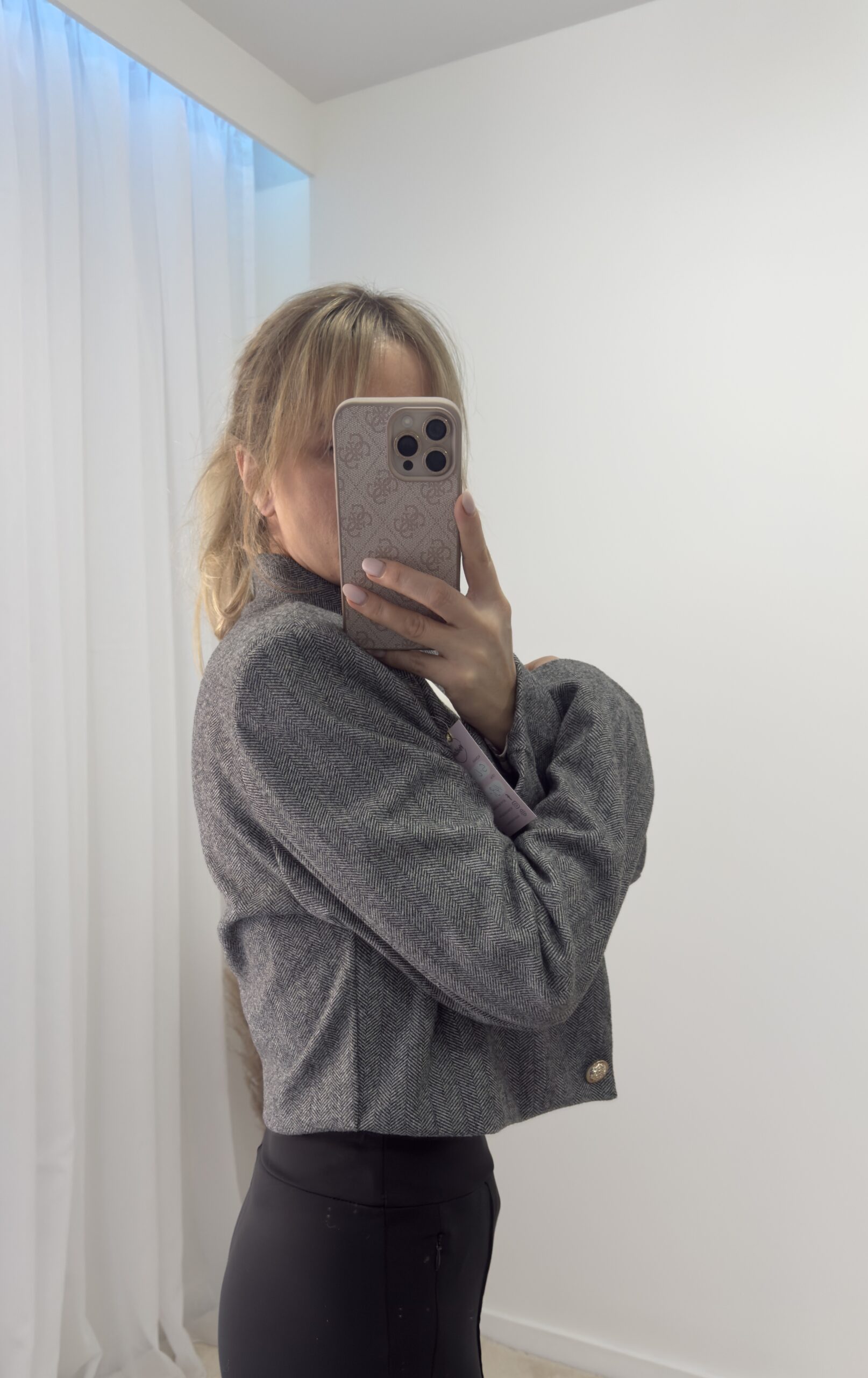 Modna Kurtka w Jodełkę - obrazek 8